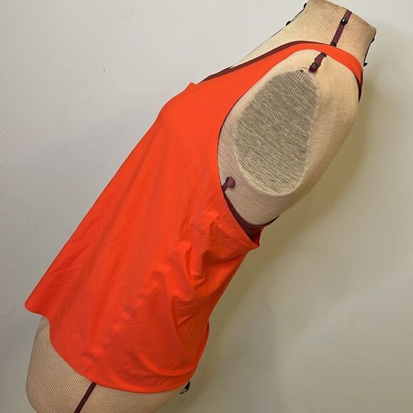 NWT Athleta Coral Tank with Built in Sports Bra - Size Medium - Picture 10 of 13